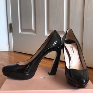 Miu Miu Vernice Nero Black Patent Leather Pump